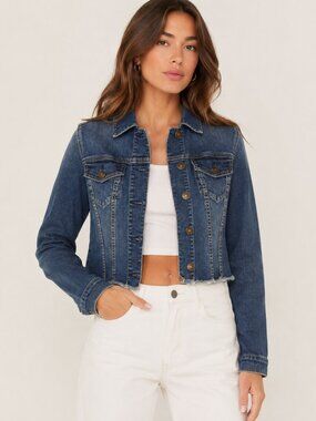 Shyanne Women's Medium Dark Wash Cropped Fray Denim Jacket Size M